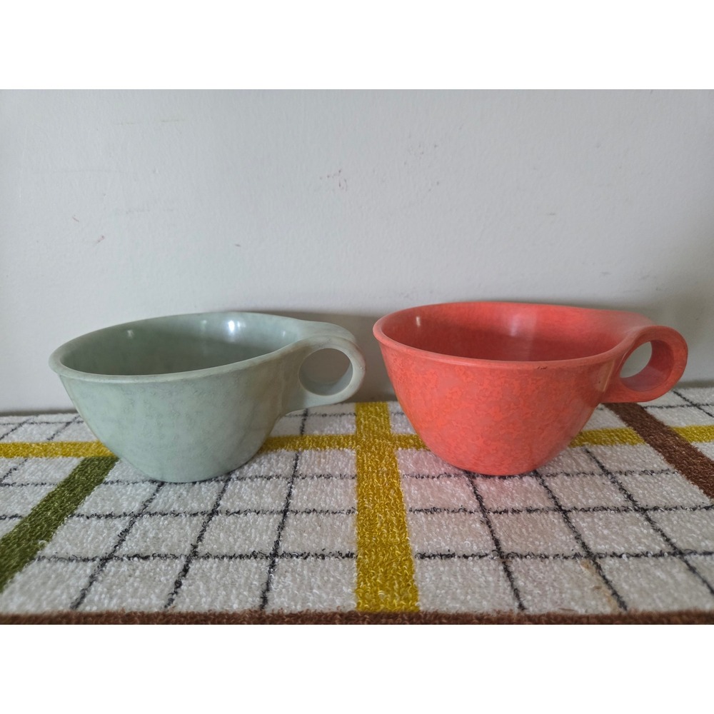 Russel Wright Residential Northern Melmac Cups Set of 2 Pink Green MCM Speckled